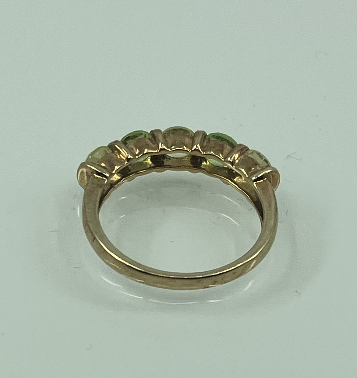 9ct gold 5-stone peridot ring