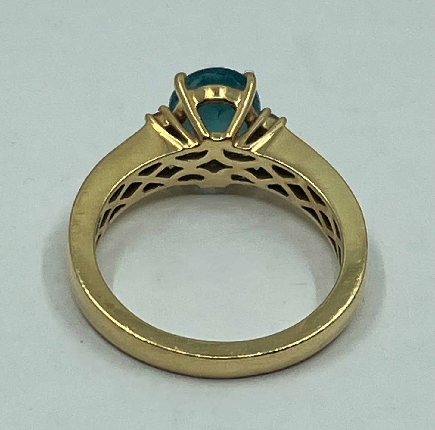 18ct Gold apatite & diamond cocktail ring