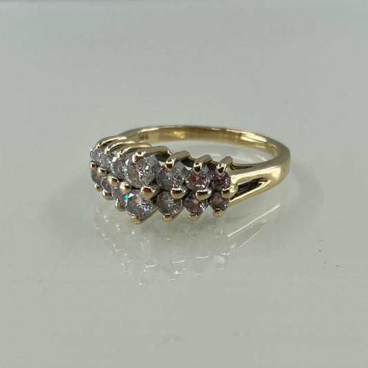 14ct.Yellow gold cocktail ring of graduated diamonds