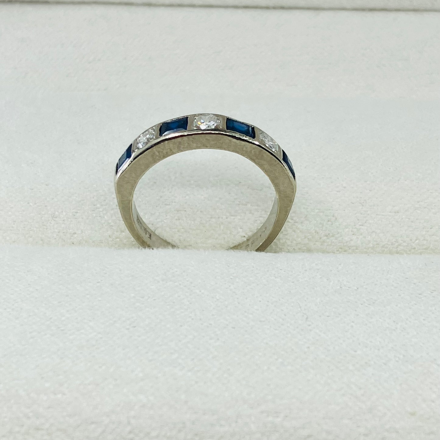 18ct White gold sapphire & diamond half-hoop ring